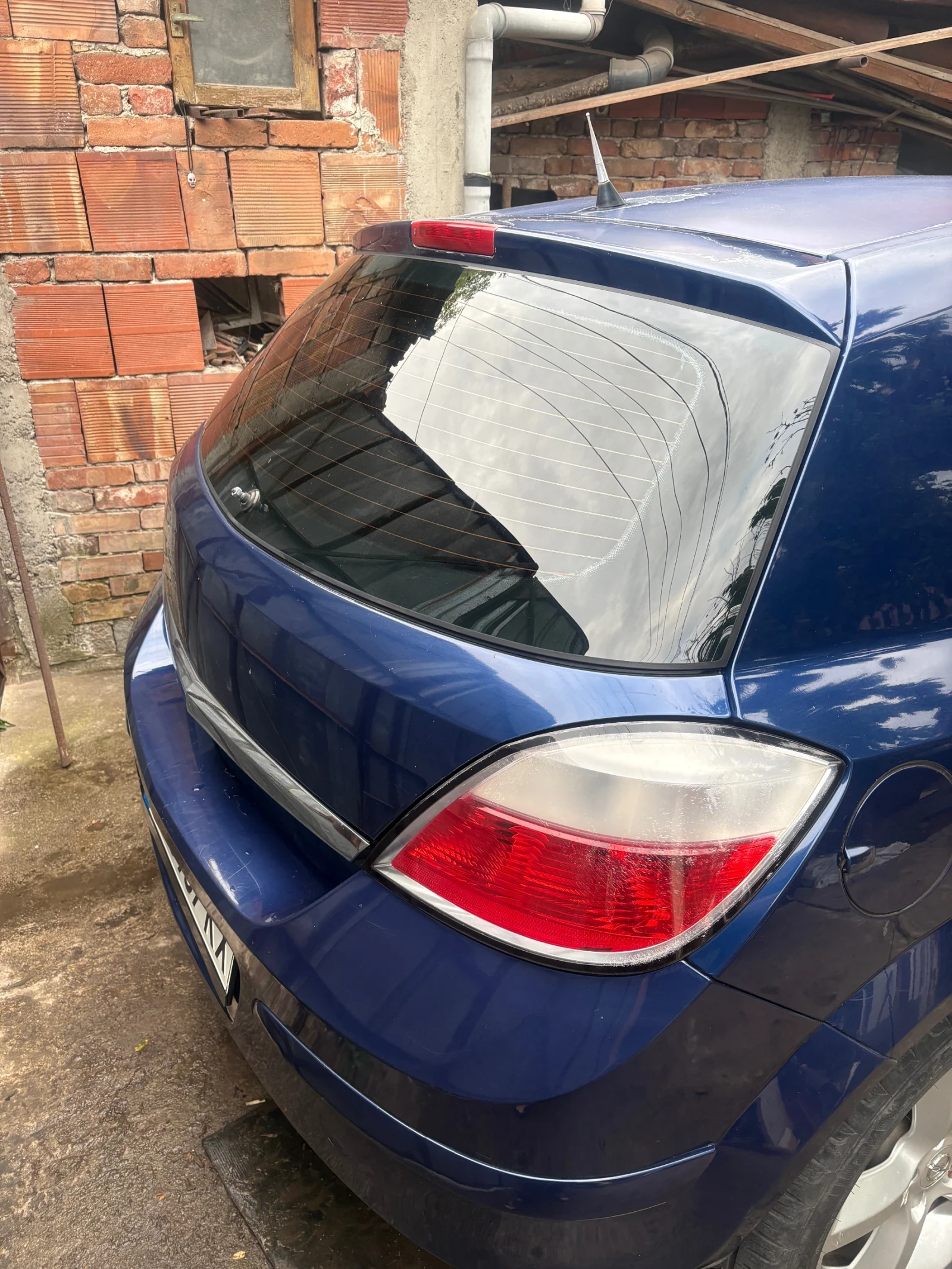 Opel Astra 1.7 CDTI, снимка 4 - Автомобили и джипове - 54496274