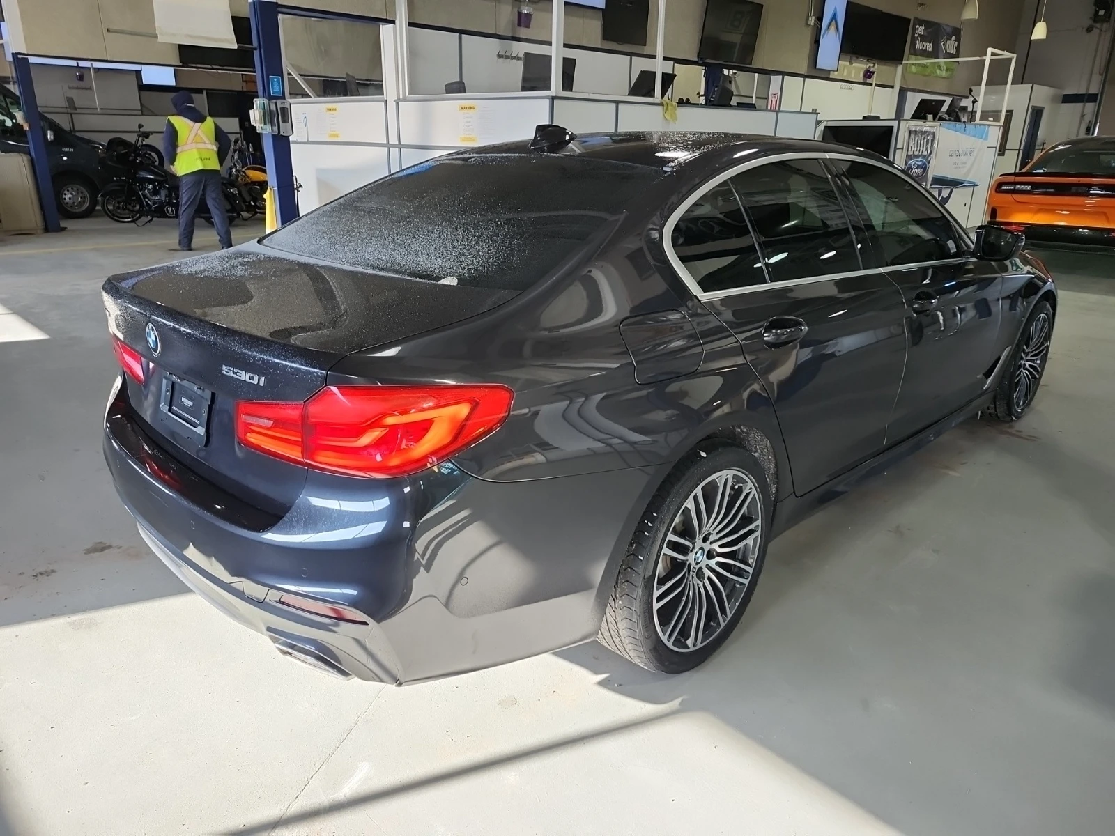 BMW 530 M ПАКЕТ * HEAD UP * SOFT CLOSE * CARFAX * 2019 * , снимка 3 - Автомобили и джипове - 54716519