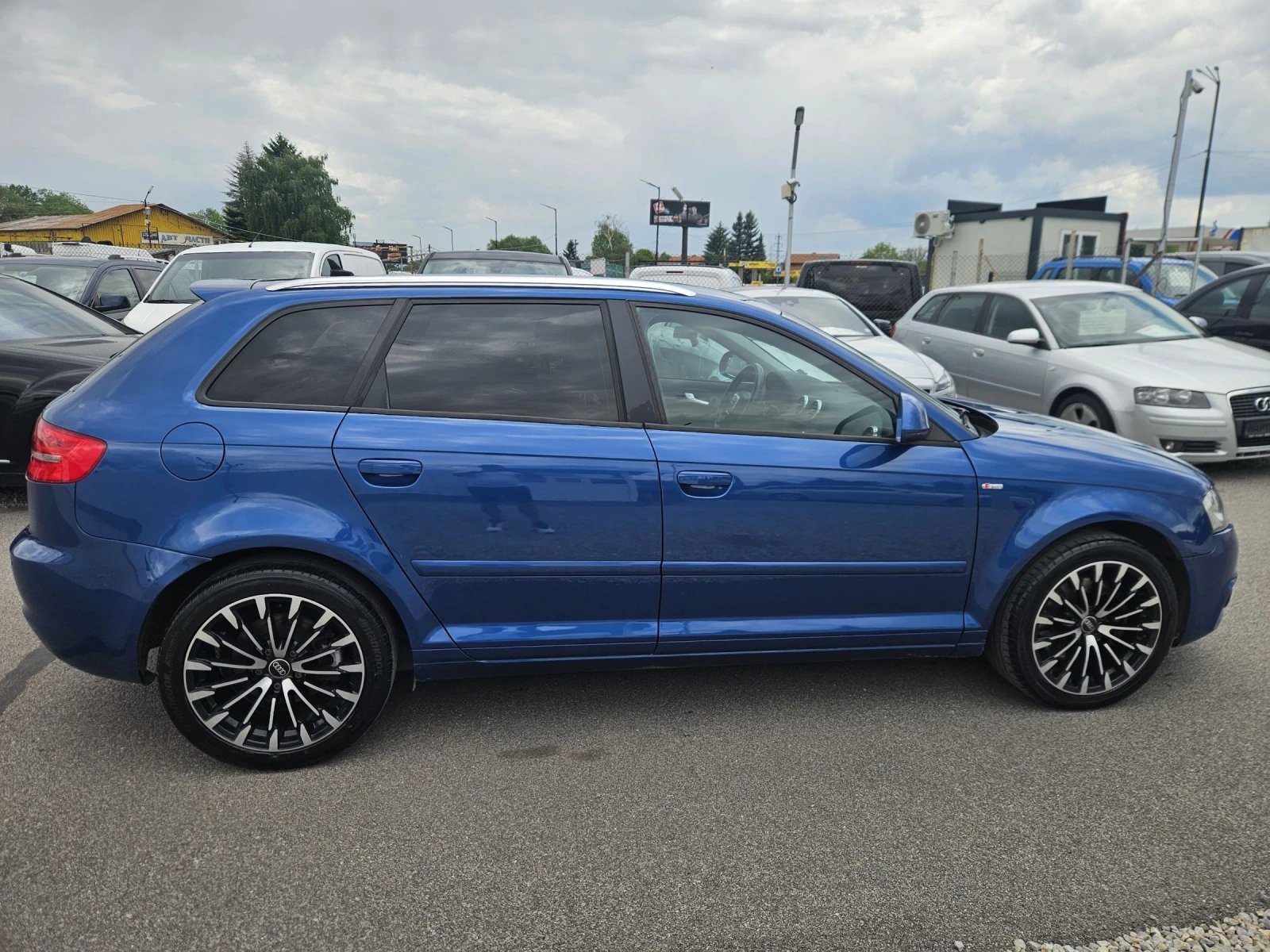 Audi A3 2, 0TDI QUATTRO S-LINE NAVI KOJA, снимка 3 - Автомобили и джипове - 54741195