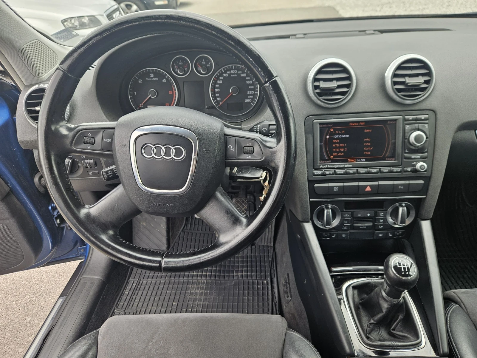 Audi A3 2, 0TDI QUATTRO S-LINE NAVI KOJA, снимка 11 - Автомобили и джипове - 54741195