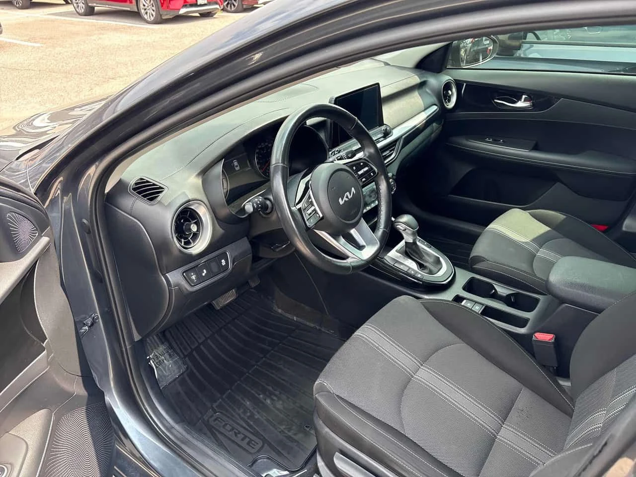 Kia Forte * IVT * ���������� ��� ������������ ������*  | Mobile.bg � ����������� 5