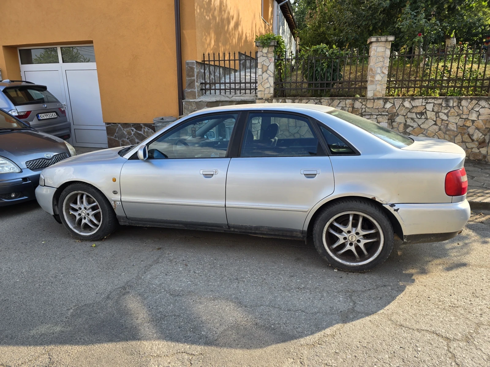 Audi A4 1.8T Quattro , снимка 4 - Автомобили и джипове - 55631343