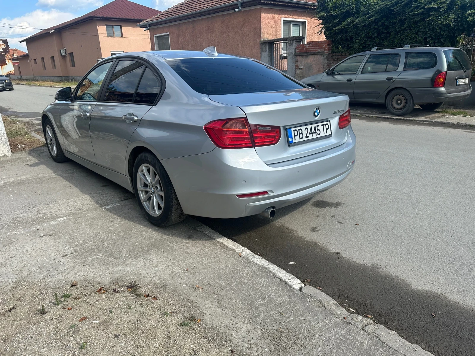BMW 320, снимка 4 - Автомобили и джипове - 55786174