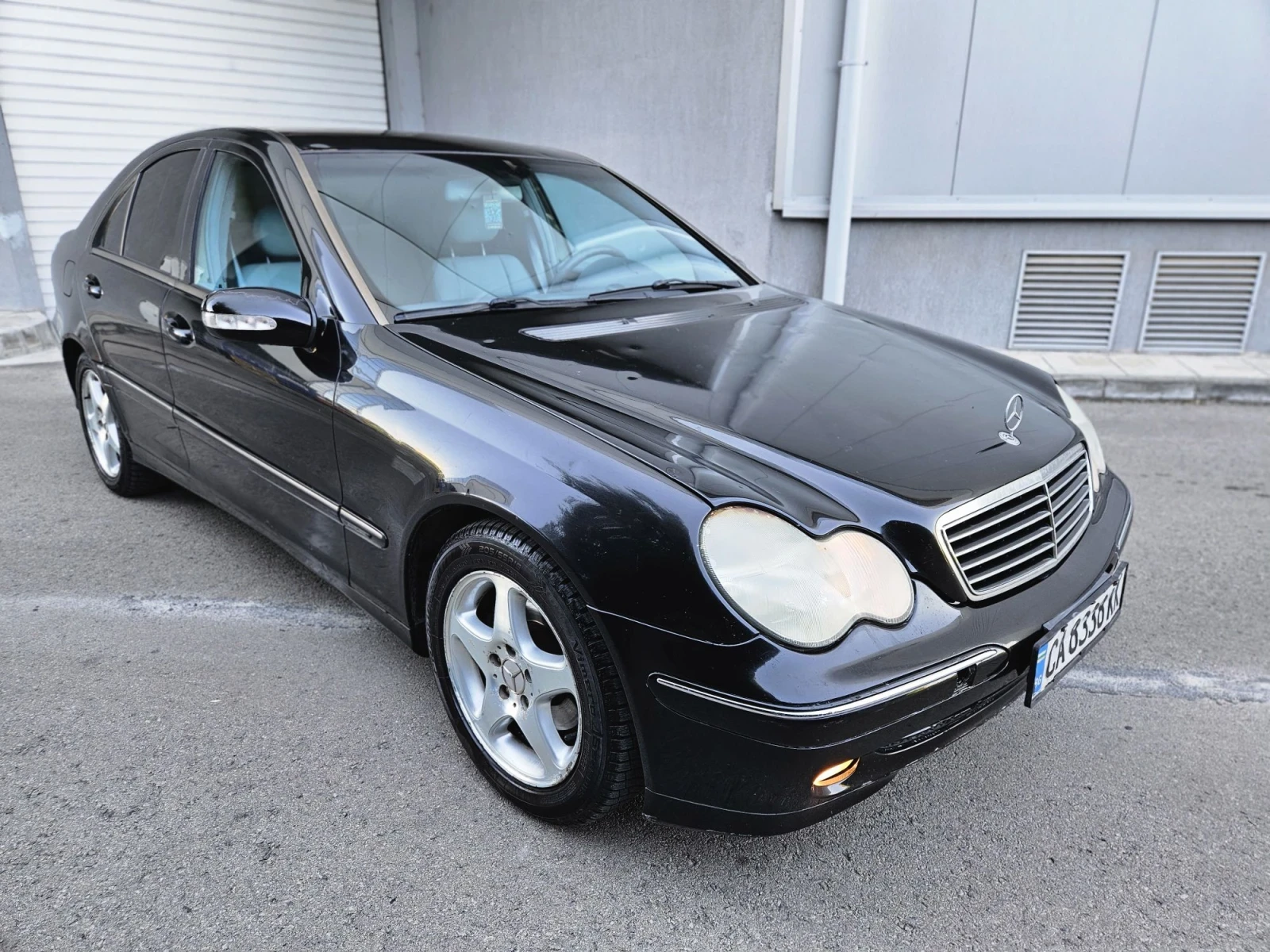 Mercedes-Benz C 220, снимка 7 - Автомобили и джипове - 55979502