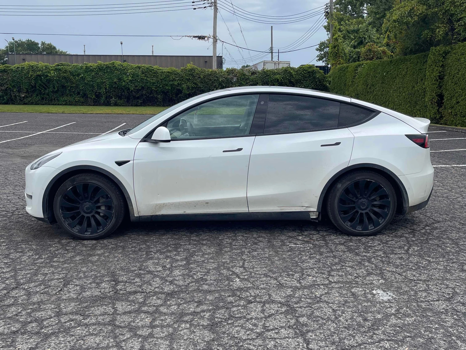 Tesla Model Y * Long Range * CARFAX * БЕЗ ПЪРВОНАЧАЛНА ВНОСКА, снимка 2 - Автомобили и джипове - 56056713