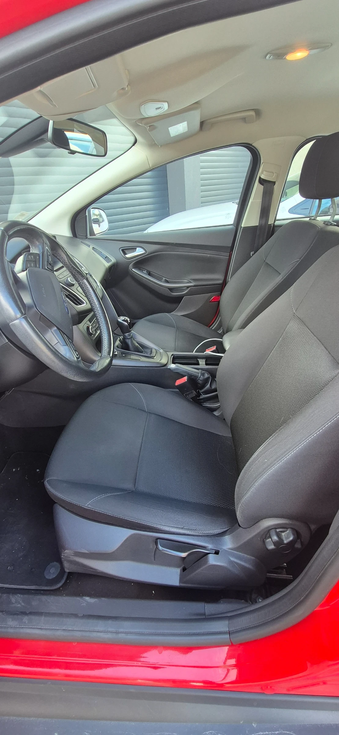 Ford Focus Ecoboost, снимка 11 - Автомобили и джипове - 56569409