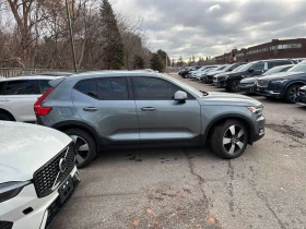 Volvo XC40 T5 AWD Momentum  CARFAX, снимка 3