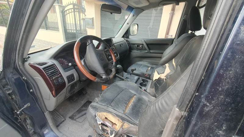Mitsubishi Pajero, снимка 8 - Автомобили и джипове - 51922102