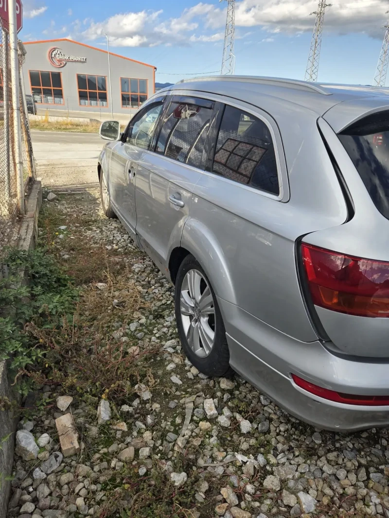 Audi Q7, снимка 6 - Автомобили и джипове - 52452199