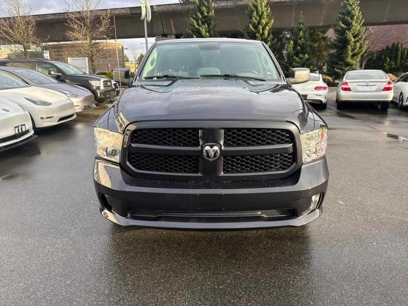 Dodge RAM 1500 * 4WD Crew Cab 140.5" Express * Ltd Avail* * C, снимка 17 - Автомобили и джипове - 53009058