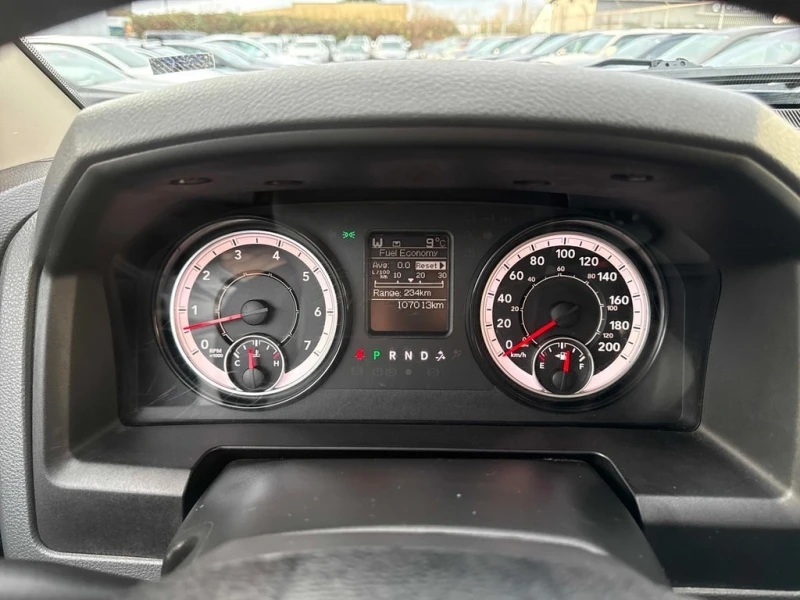 Dodge RAM 1500 * 4WD Crew Cab 140.5" Express * Ltd Avail* * C, снимка 8 - Автомобили и джипове - 53009058