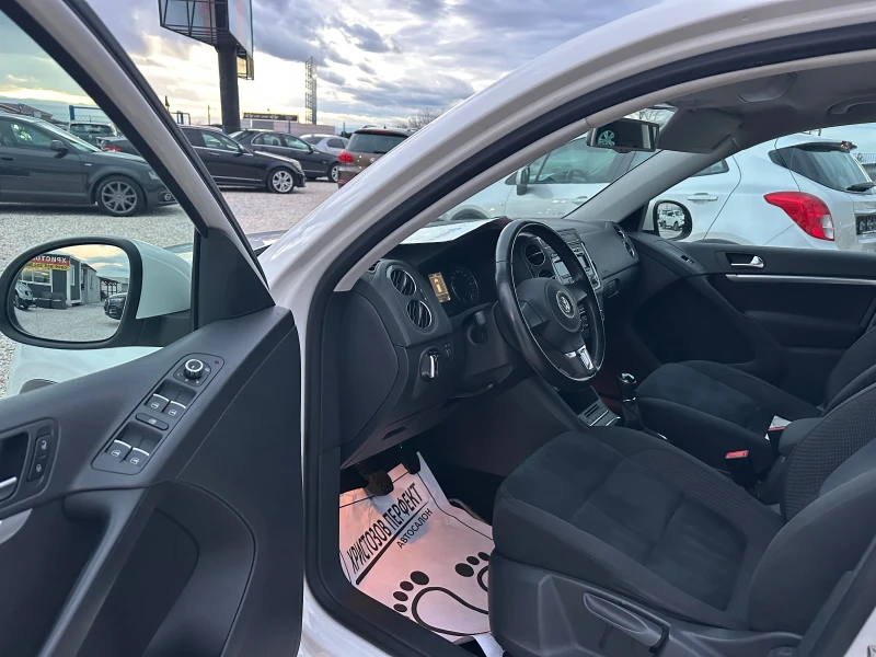 VW Tiguan 2.0 TDI, ТОП!!!, снимка 9 - Автомобили и джипове - 53285912