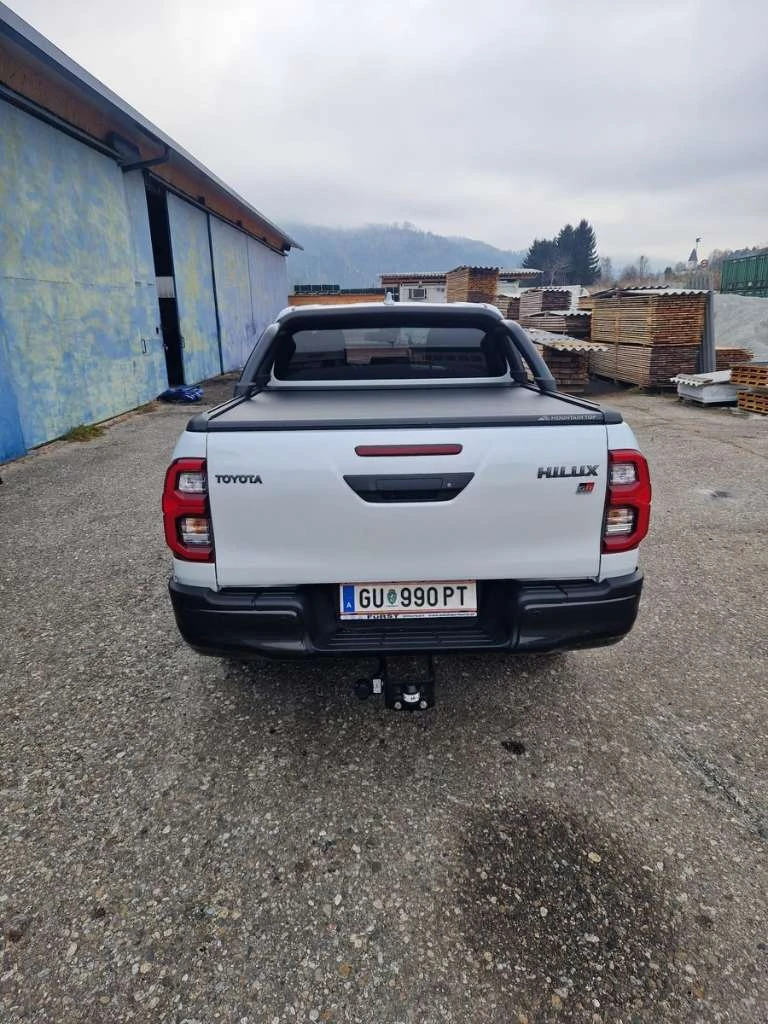 Toyota Hilux GR SPORT - изображение 2
