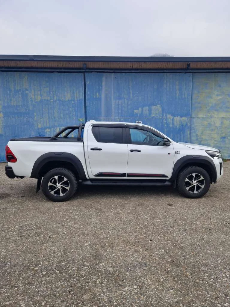 Toyota Hilux GR SPORT - изображение 4