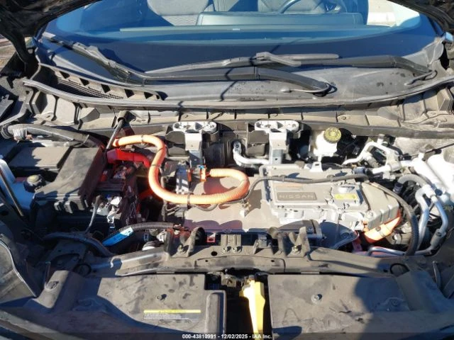 Nissan Ariya VENTURE+ * SPORT UTILITY* Фиксирана цена* , снимка 9 - Автомобили и джипове - 52943895