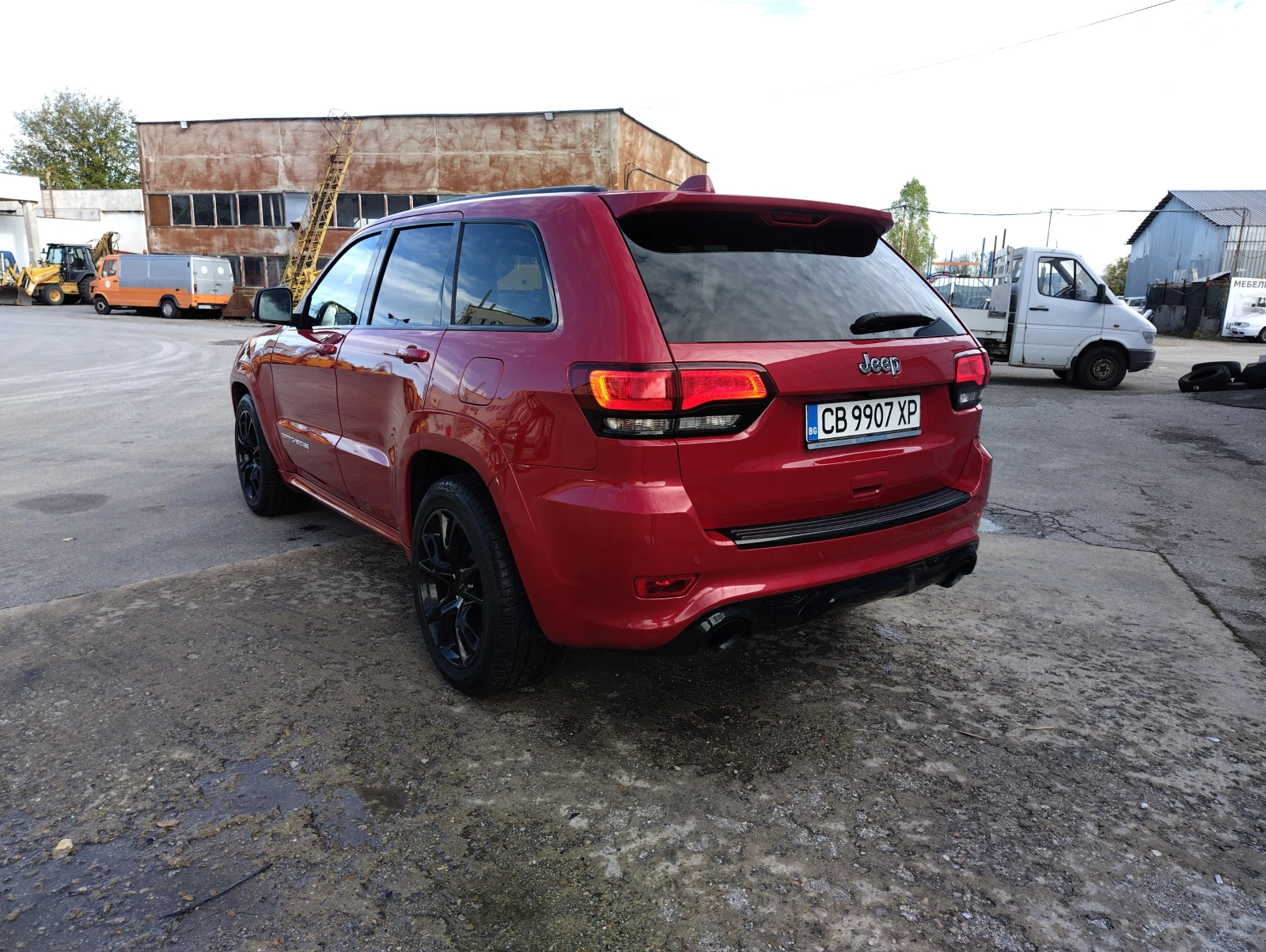 Jeep Grand cherokee 6.4 SRT - изображение 4