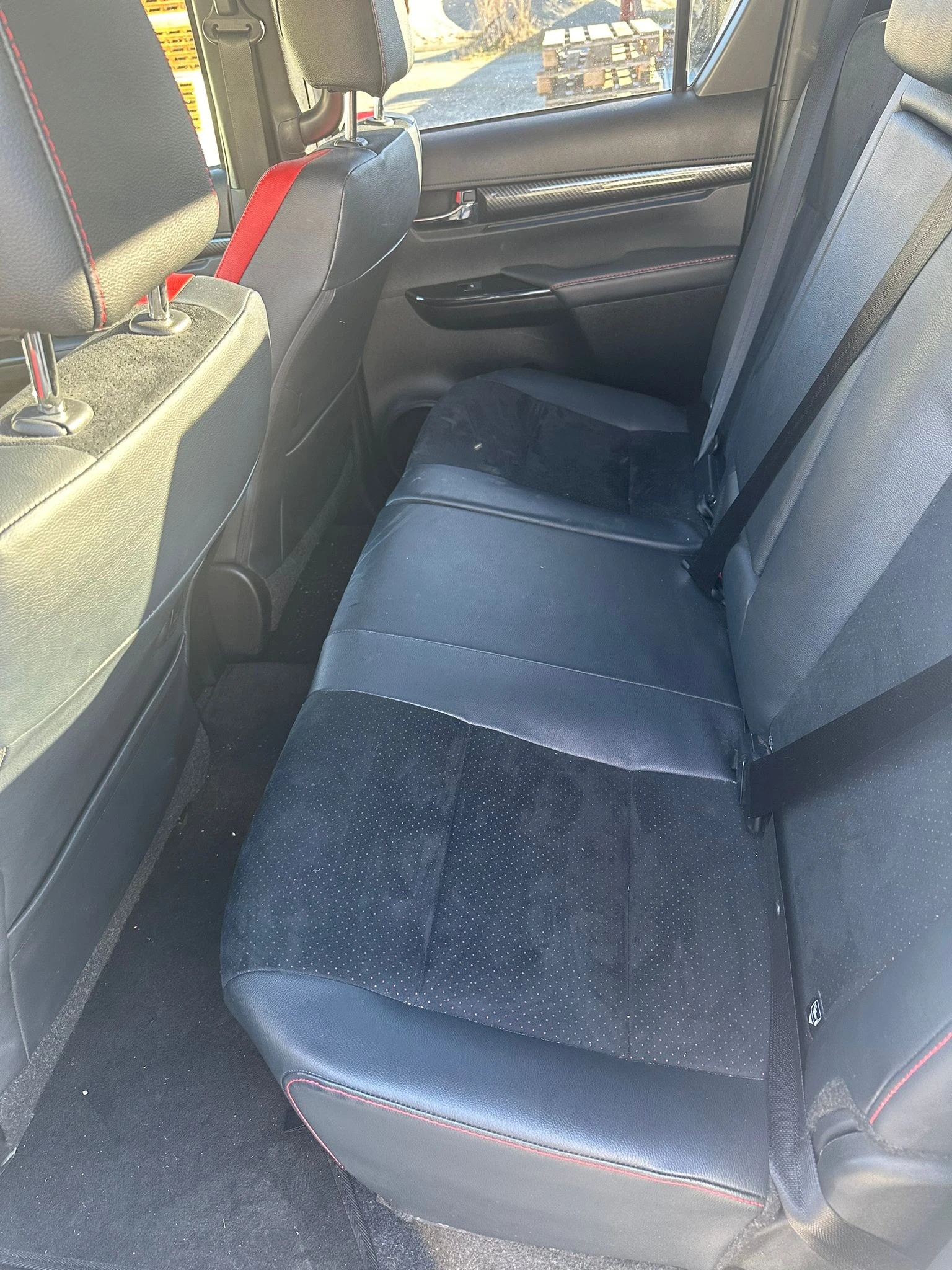 Toyota Hilux GR SPORT | Mobile.bg   14