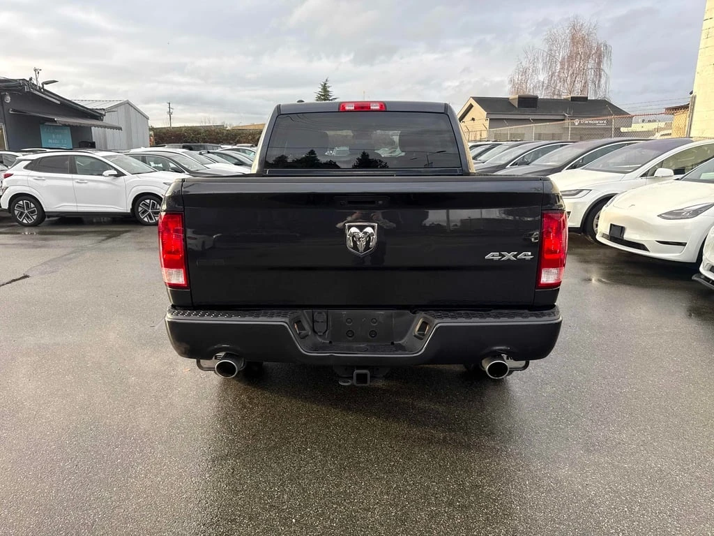Dodge RAM 1500 * 4WD Crew Cab 140.5" Express * Ltd Avail* * C | Mobile.bg � ����������� 4