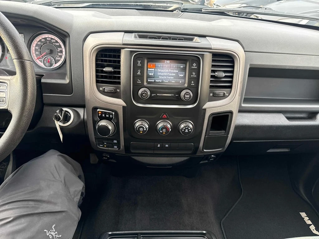 Dodge RAM 1500 * 4WD Crew Cab 140.5" Express * Ltd Avail* * C | Mobile.bg � ����������� 9