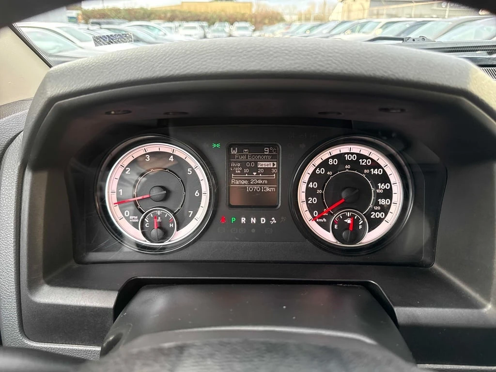 Dodge RAM 1500 * 4WD Crew Cab 140.5" Express * Ltd Avail* * C | Mobile.bg � ����������� 8