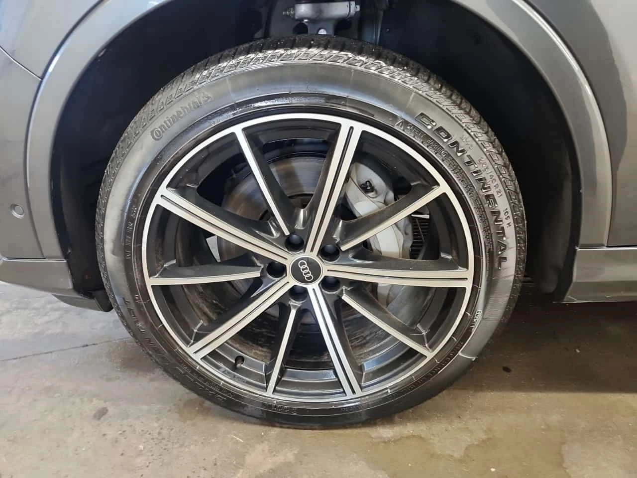 Audi Q7 S-Line * Един собственик * Без инциденти * От VW *, снимка 15 - Автомобили и джипове - 54758489