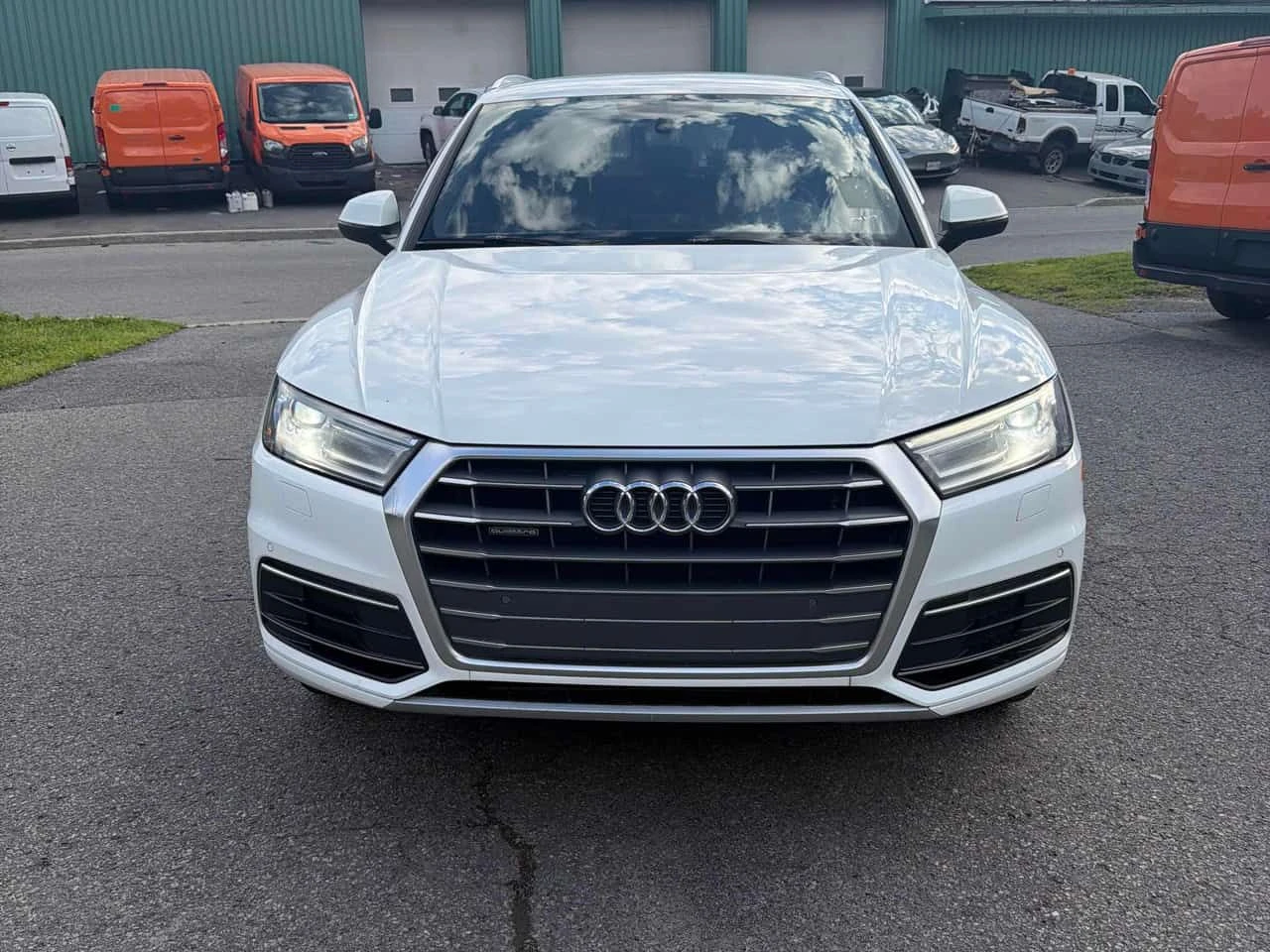 Audi Q5 * Komfort * CARFAX * ЦЕНА ДО БГ, снимка 2 - Автомобили и джипове - 55051696