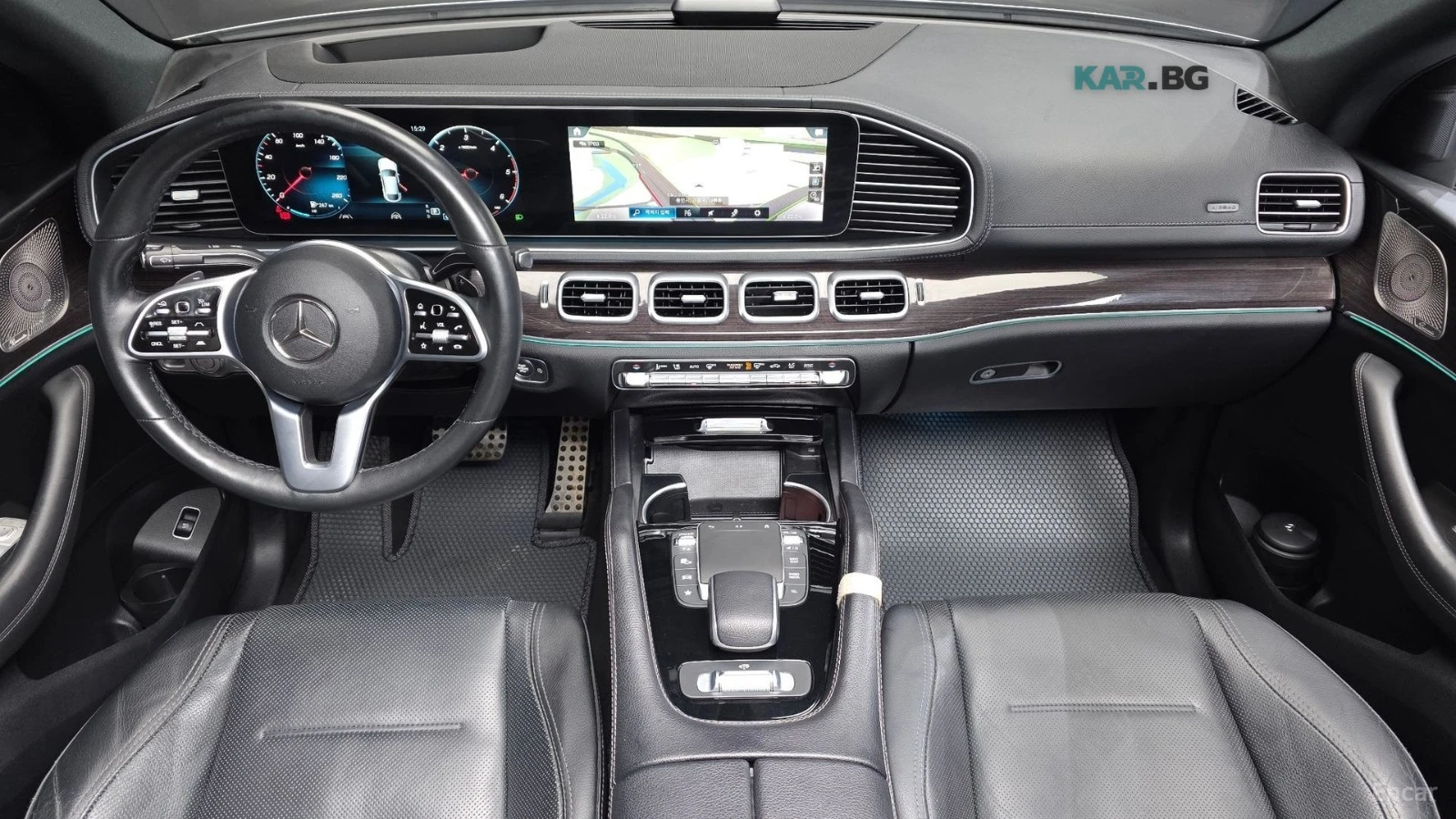 Mercedes-Benz GLE 400 4MATIC* AMG* ПОДГРЕВ* ОБДУХВАНЕ* 360* HUD* ПАНО* B, снимка 6 - Автомобили и джипове - 55313042