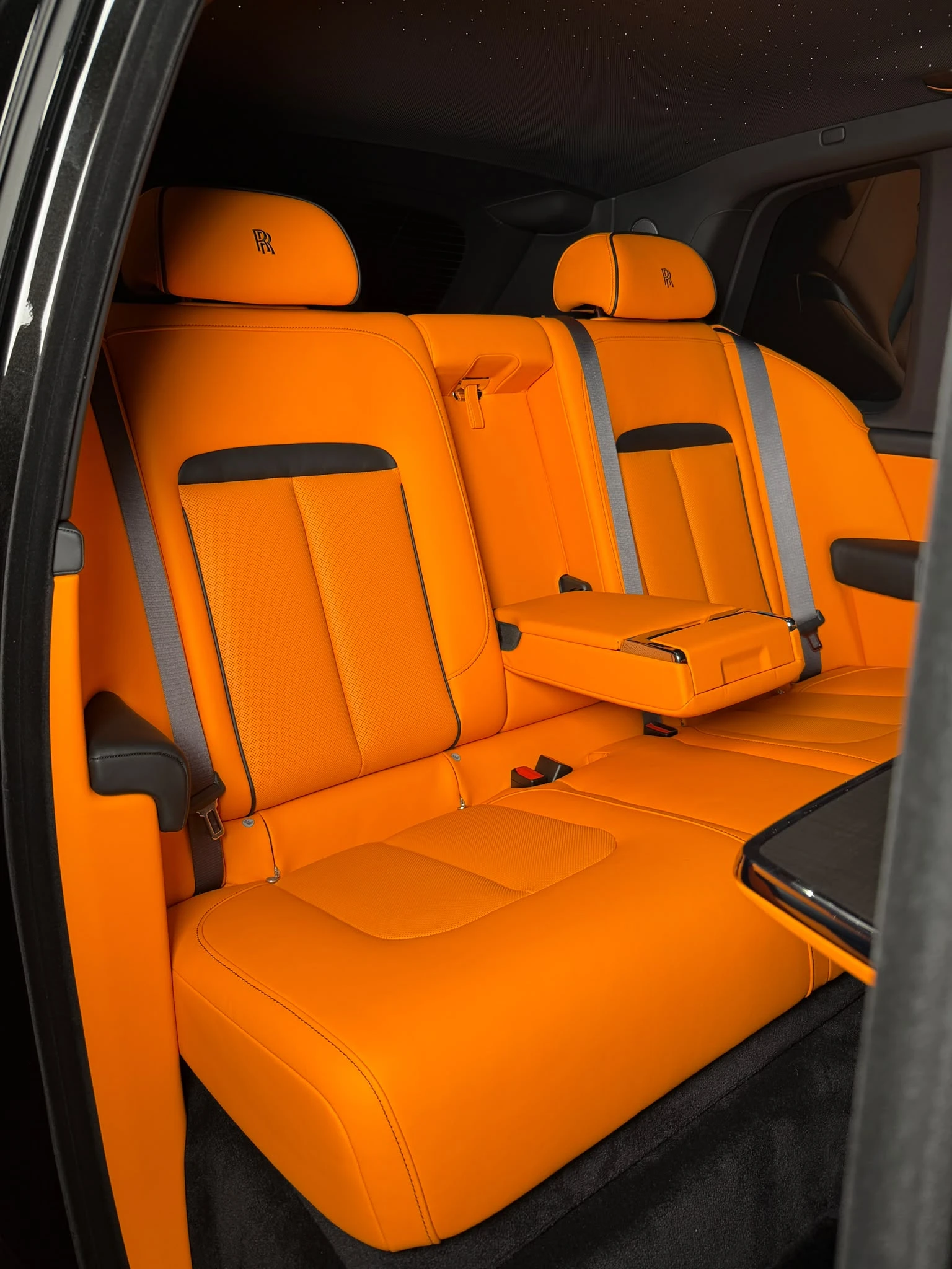 Rolls-Royce Cullinan Series II* Mandarin* ShootingStar | Mobile.bg � ����������� 17