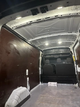 Ford Transit 2.2 DCI 155к.с., снимка 2