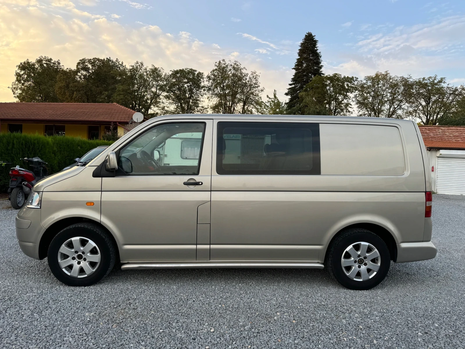 VW T5 2.5тди 174к.с КЛИМАТИК - изображение 7