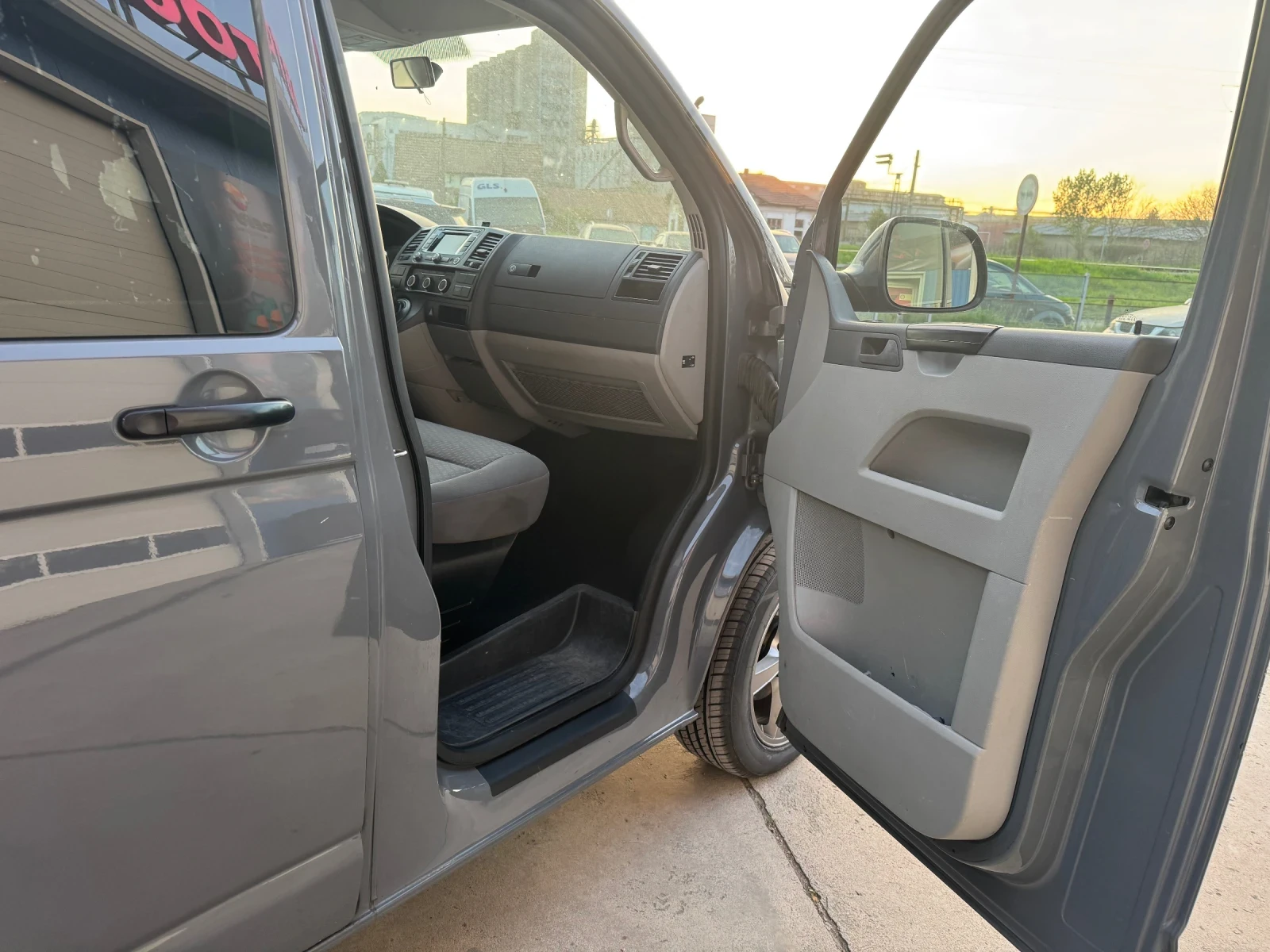 VW Transporter Transporter T6 Автоматик - изображение 10