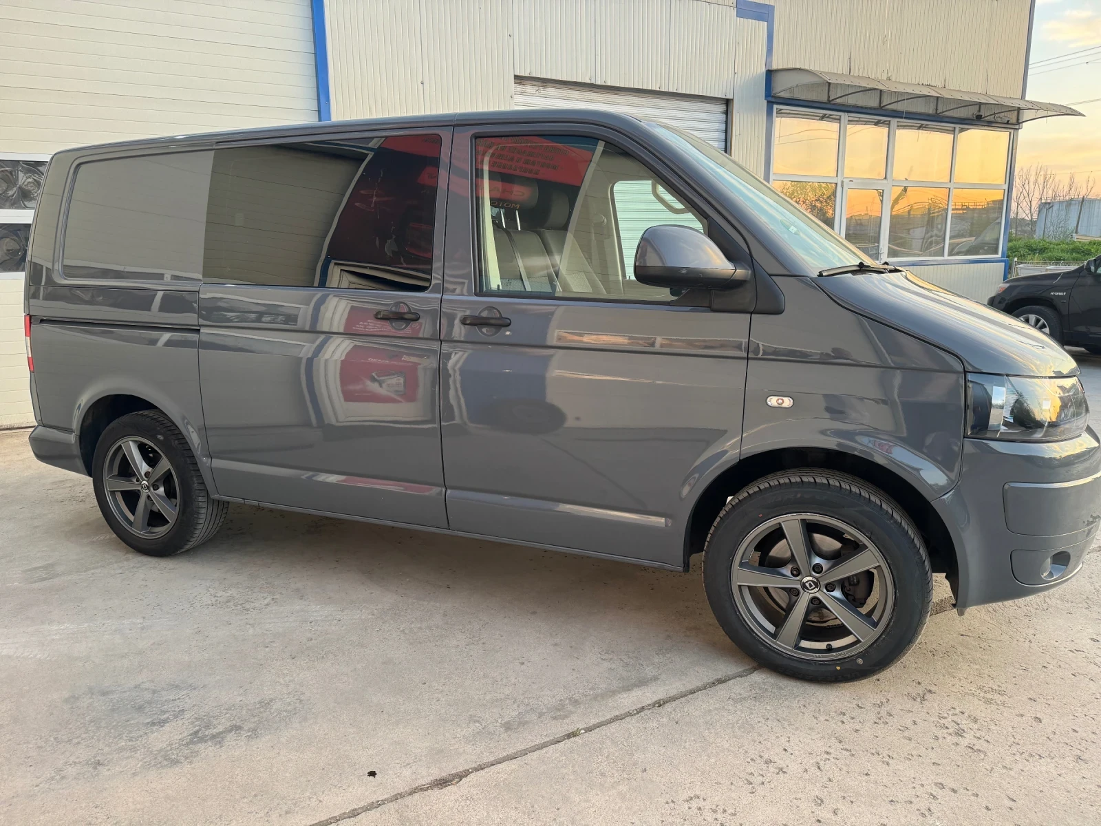 VW Transporter Transporter T6 Автоматик - изображение 9