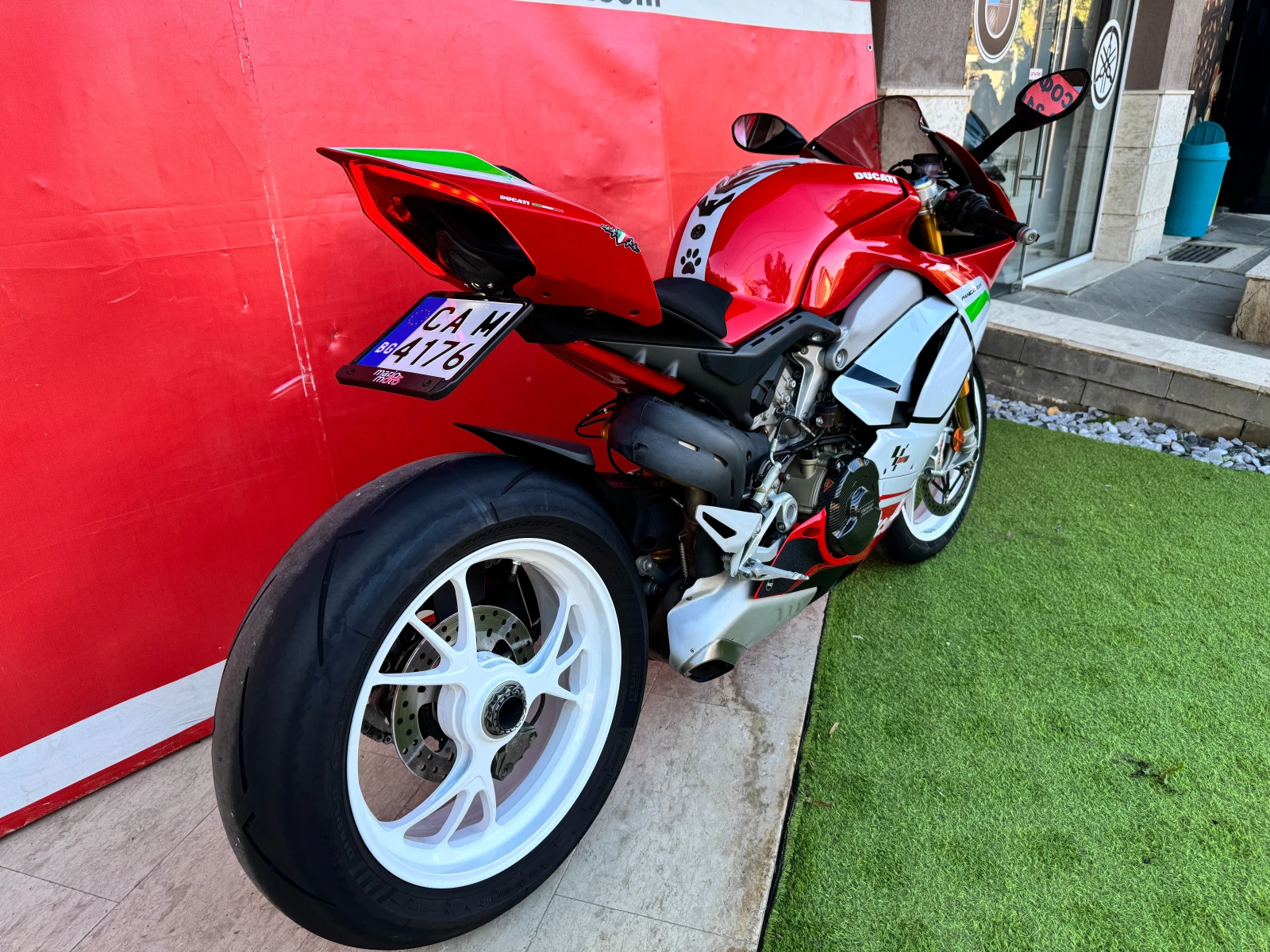Ducati Panigale V4 OHLINS TRICOLORE, снимка 4 - Мотоциклети и мототехника - 56592679