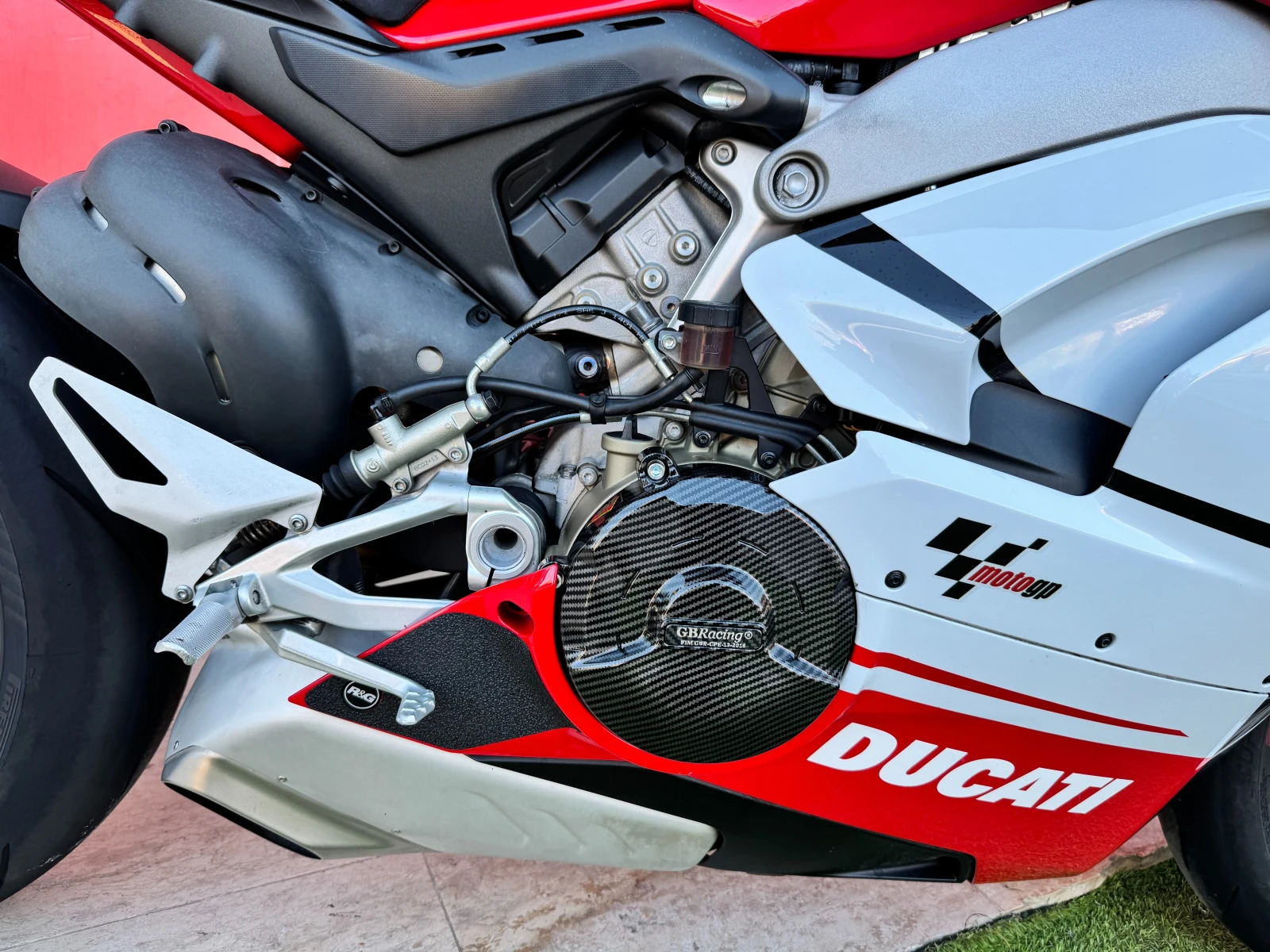 Ducati Panigale V4 OHLINS TRICOLORE, снимка 6 - Мотоциклети и мототехника - 56592679