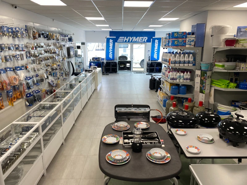 Каравана Hobby 650, снимка 15 - Каравани и кемпери - 52685004