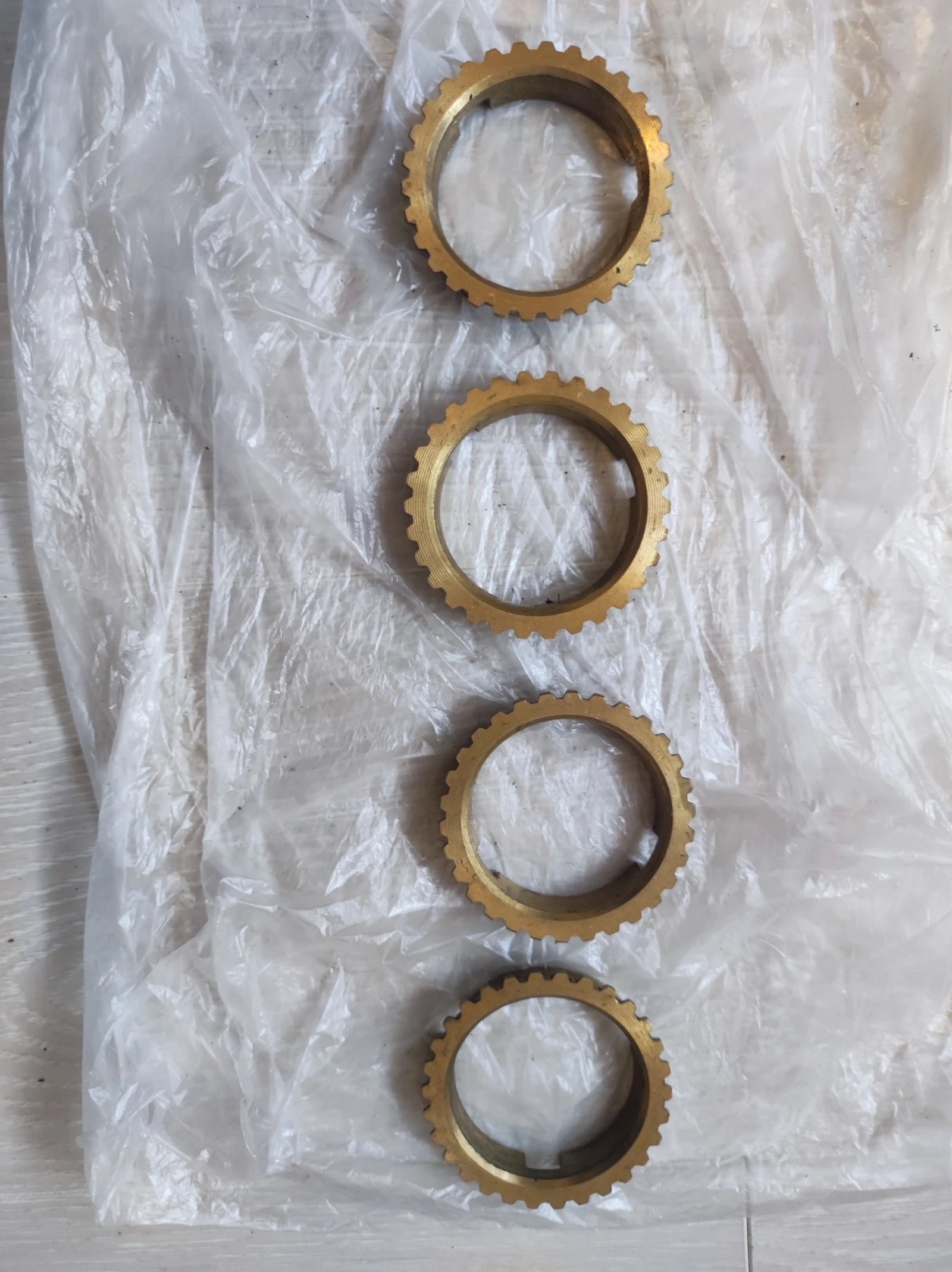   3  4  412 - 2  | Mobile.bg   2