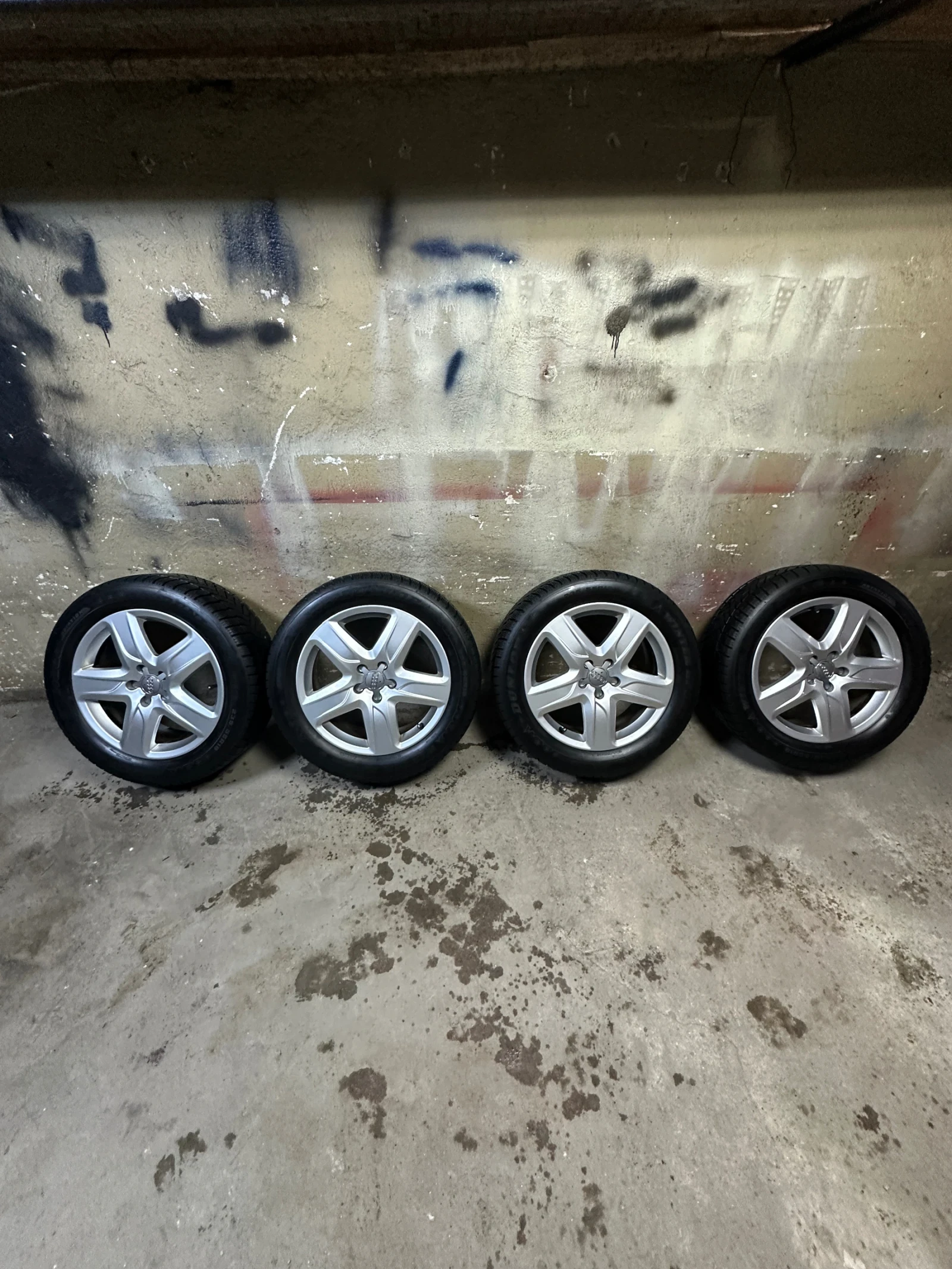 Гуми с джанти Dunlop 235/55R18