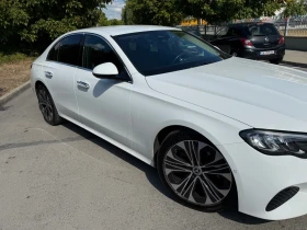 Mercedes-Benz E 220 В гаранция до 2027 Г на 32000 км като нова , снимка 15