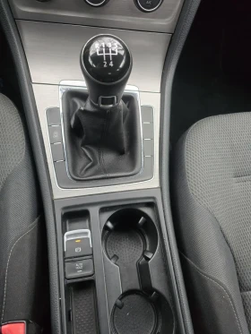 VW Golf 1.6 tdi, снимка 13