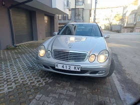 Mercedes-Benz E 220, снимка 4 - Автомобили и джипове - 53630140