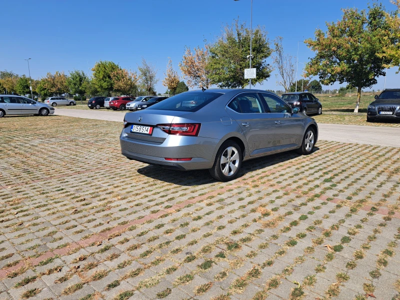 Skoda Superb 2.0 TDI, снимка 5 - Автомобили и джипове - 47148794