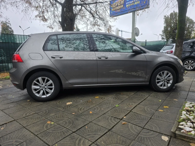 VW Golf 1.6 tdi, снимка 6 - Автомобили и джипове - 47999908