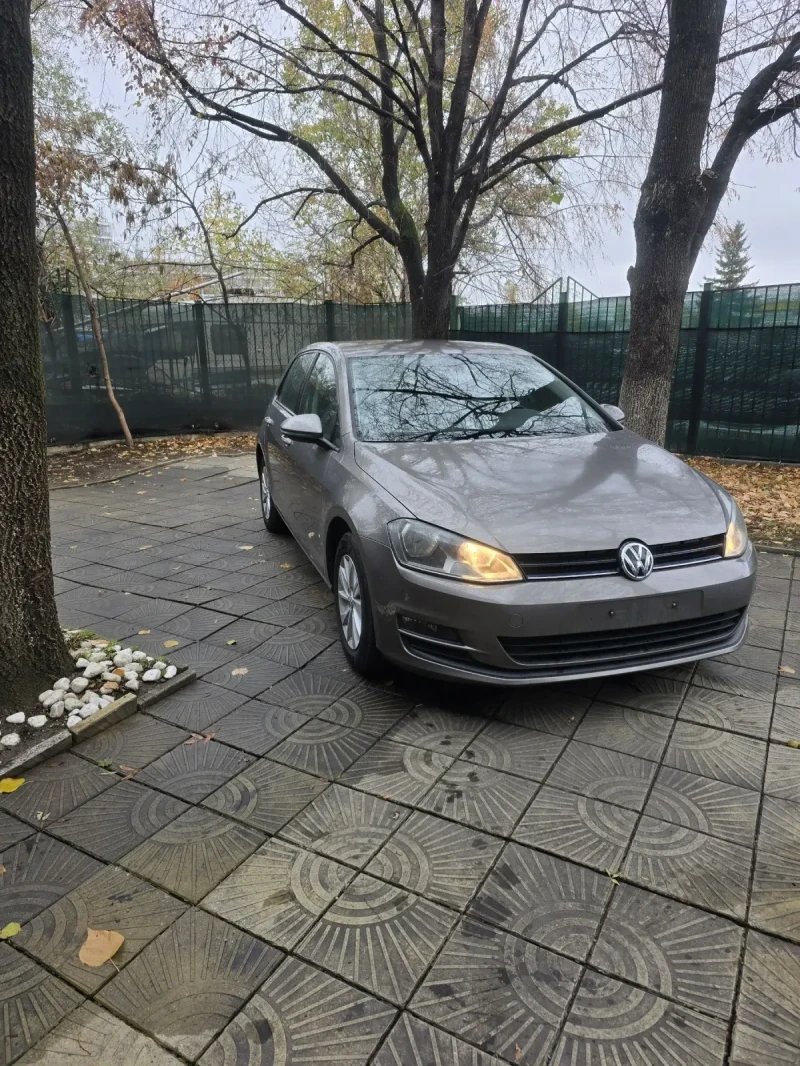 VW Golf 1.6 tdi, снимка 4 - Автомобили и джипове - 47999908