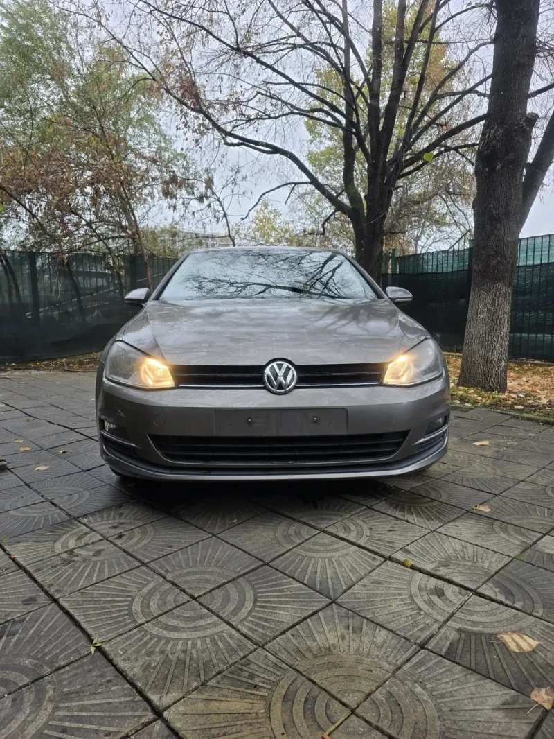 VW Golf 1.6 tdi, снимка 2 - Автомобили и джипове - 47999908