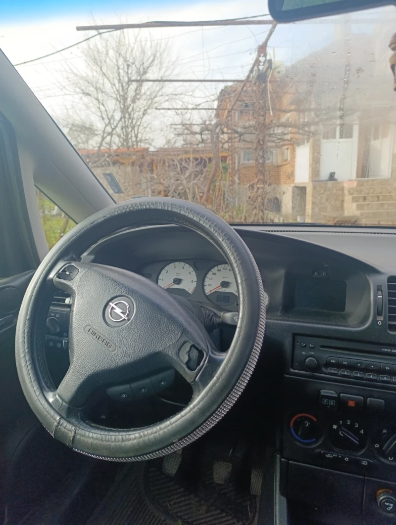 Opel Zafira, снимка 2 - Автомобили и джипове - 48530485