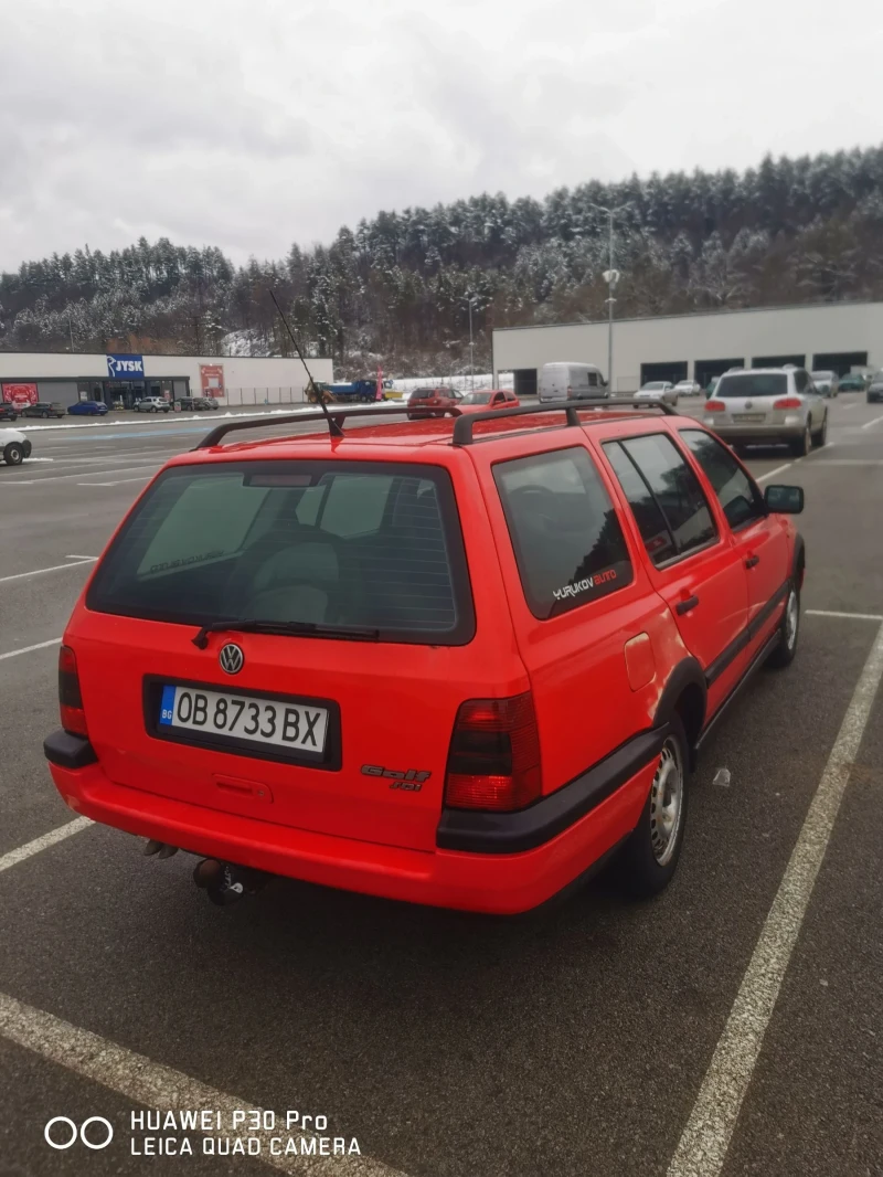 VW Golf КАТО НОВ, снимка 2 - Автомобили и джипове - 48676063