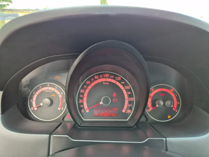 Kia Ceed 1.4I KLIMA ITALY, снимка 15 - Автомобили и джипове - 51142904