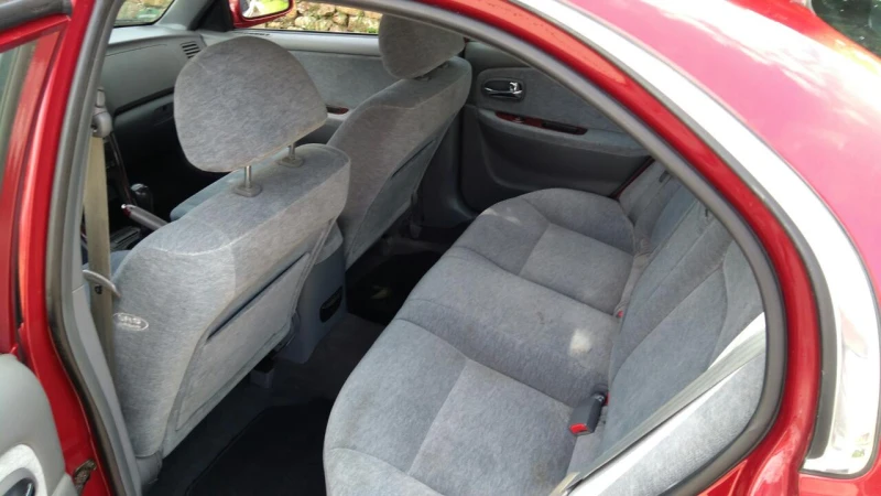 Kia Magentis, снимка 5 - Автомобили и джипове - 51177659