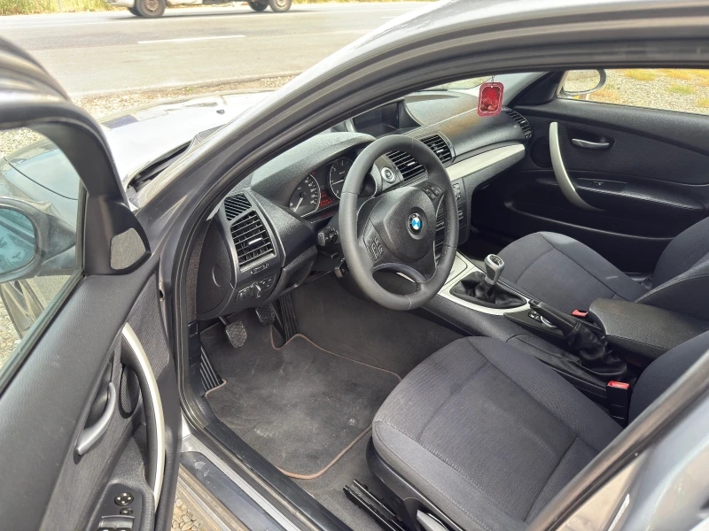 BMW 118 2.0 D NAVI, снимка 7 - Автомобили и джипове - 51497493