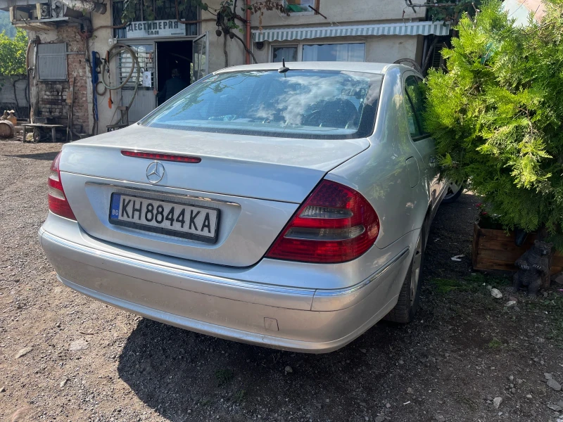 Mercedes-Benz E 320 v-образен 7g , снимка 2 - Автомобили и джипове - 51890965